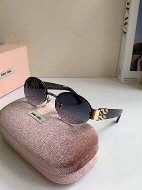 MIU MIU Fashion Sunglasses